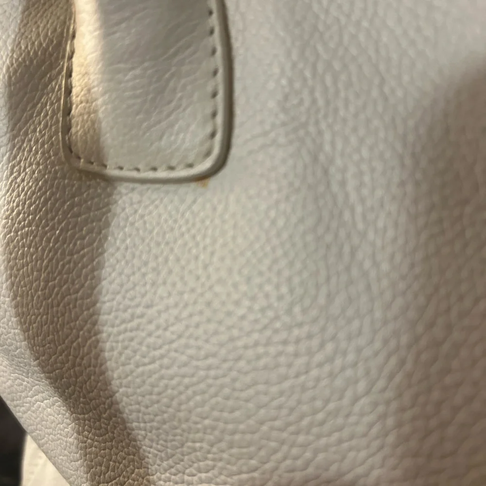 100% Authentic CHANEL Cerf Executive Tote Bag - Picture 4 of 15